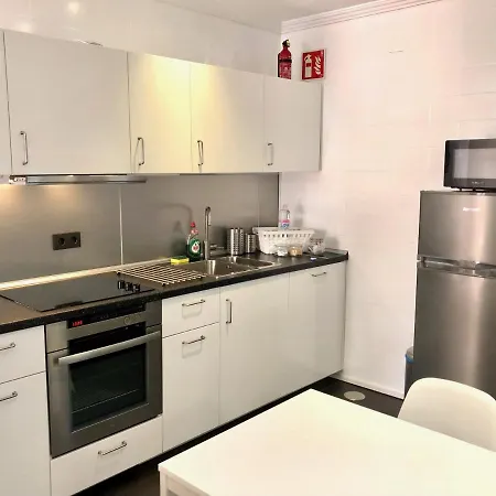 Casa Miro, Private Terrace, Bbq, Wifi And Air-con Holiday home *