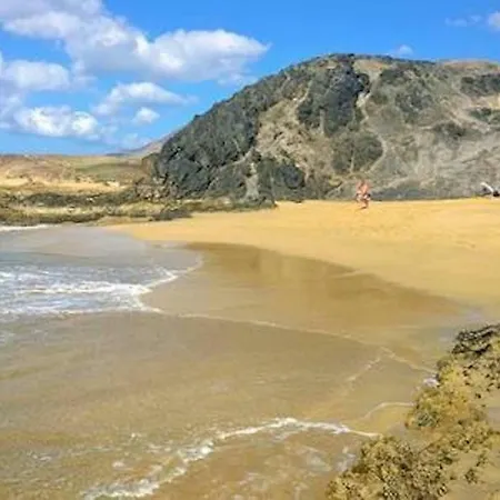 Casa Miro, Private Terrace, Bbq, Wifi And Air-con Holiday home *